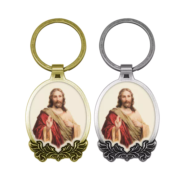 Relief Design Of Oval Shaped Metal Keychain With Decorative Border