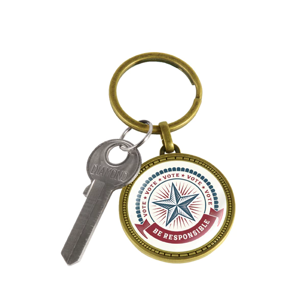 Round Keychain With Embossed Border Combinig With Keys